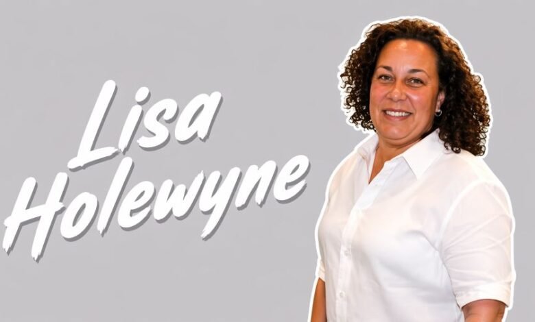 Lisa Holewyne
